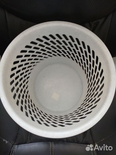 Корзина для бумаг