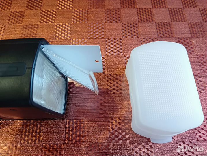 Вспышка YongNuo Speedlite YN-560 II