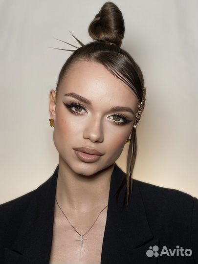 Визажист макияж прически