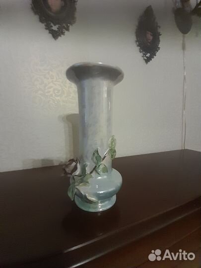 Ваза с розой перламутр, винтаж