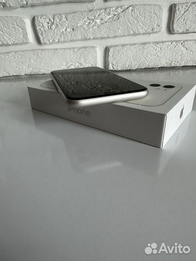 Телефон iPhone 11 128 gb