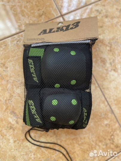 Комплект защиты для роликов, скейта Alk13