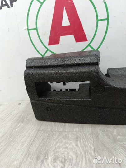 Абсорбер бампера задний Nissan Note E11 HR16DE