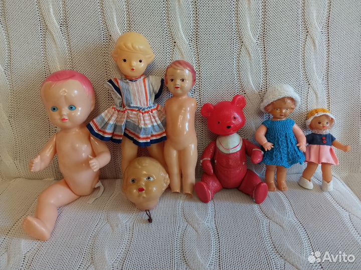 Коллекция кукол и игрушек 8 фото