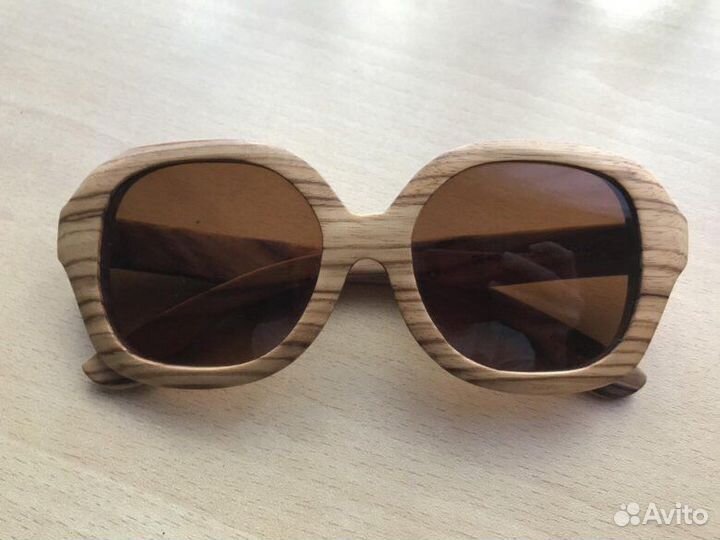 Очки из дерева (Виктория Бэкхэм)