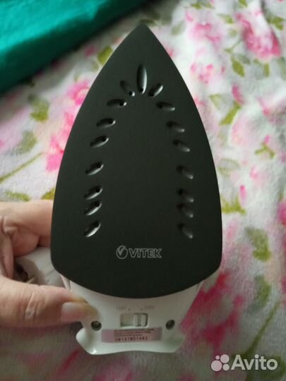 Утюг дорожный Vitek и другое