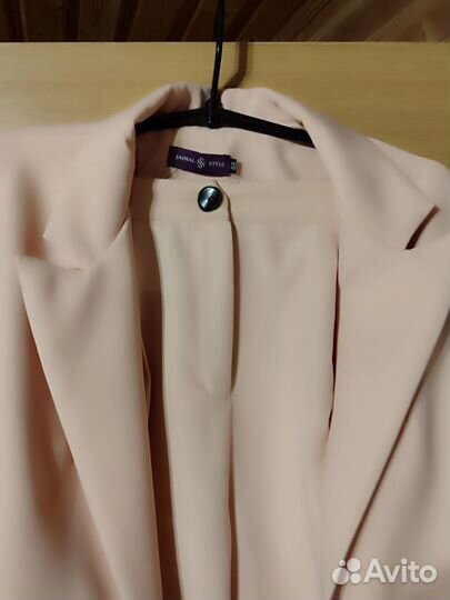 Брючный костюм женский 48р.оверсайз,персик.цвет