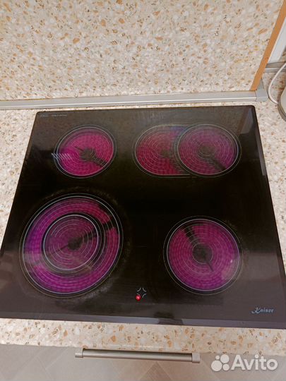 Духовой шкаф с варочной панелью