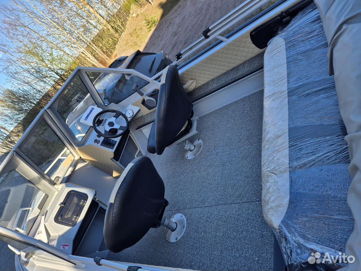 Катер Berkut M DC