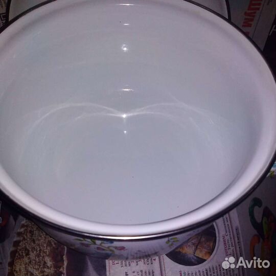 Кастрюля новая