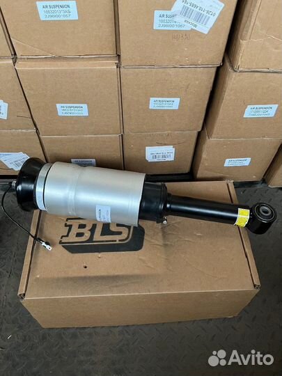 Пневмостойка передняя новая Range Rover Sport L320