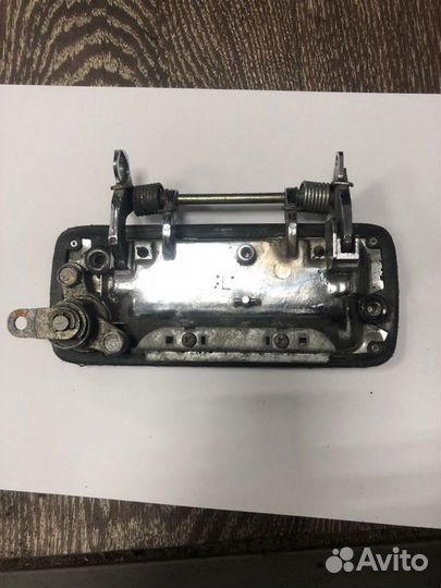 Ручка двери внешняя передняя левая Toyota Chaser