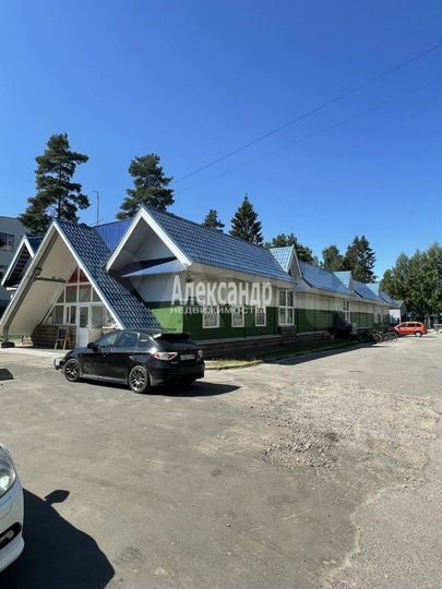 Продам здание, 649 м²