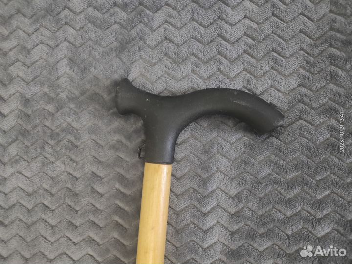 Трость для ходьбы деревянная