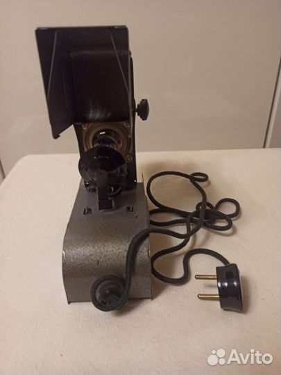Диапроектор фильмоскоп СССР танк