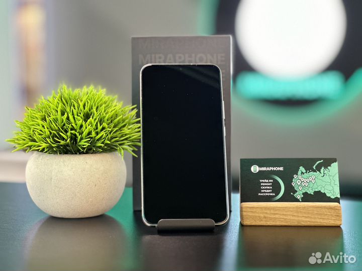 Samsung Galaxy S22+, 8/128 ГБ