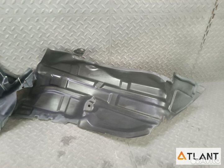 Подкрылок передний левый mazda demio