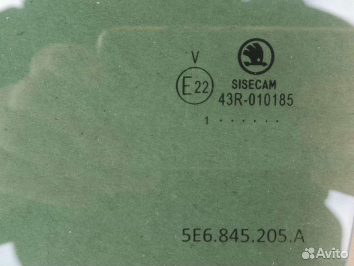 Стекло заднее левое тонированное Octavia A8