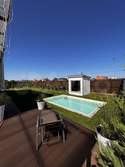 Дом 160 м² на участке 6 сот.