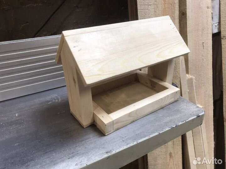 Кормушки и скворечники