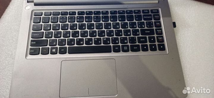 Ультрабук i3 4030U/ 8 гб/256 Гб SSD/HD 4400 1Gb