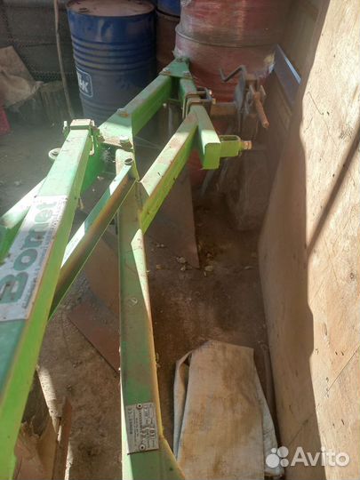 Плуг трехкорпусный бу