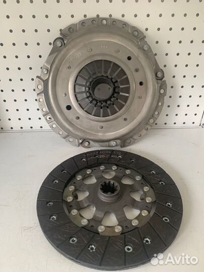 Комплект сцепления BMW BMW 3 E30/E36 E28 2.0-2.5