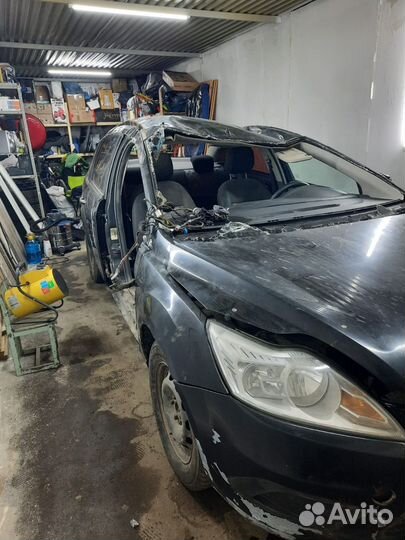 Запчасти разбор Форд Фокус 2 рест 1.8 МКПП qqdb