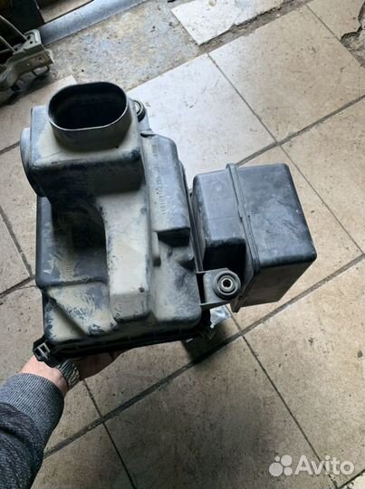 Корпус воздушнрго фильтра galant 8 америка