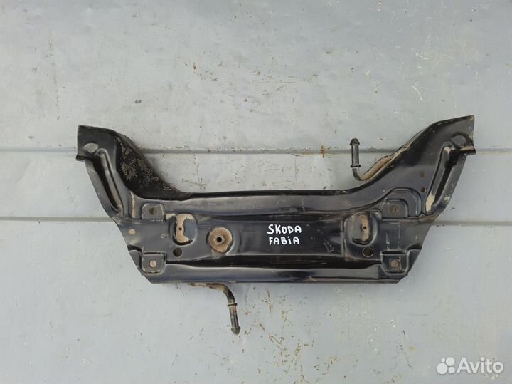 Подрамник Шкода Фабия