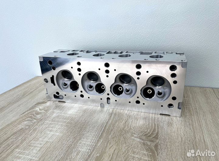 Головка Logan Renault 1.4/1.6 8 кл. новая k-0242