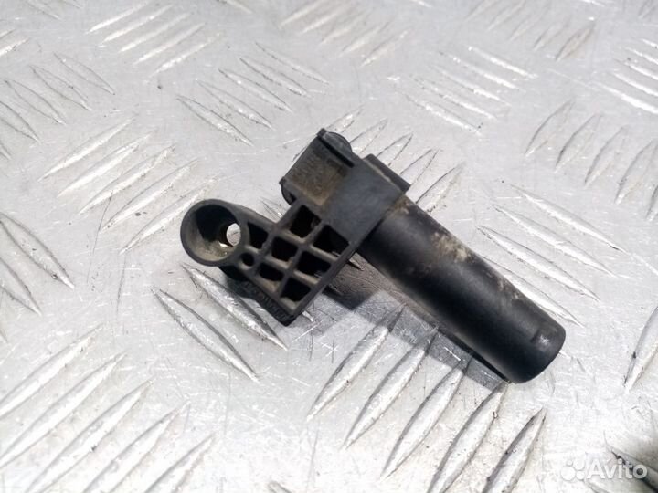 Б/У Датчик положения коленвала#002