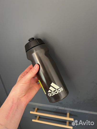 Спортивная бутылка для воды Adidas