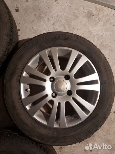 Roadstone Eurovis Sport 04 195/60 R15