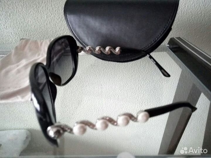 Солнцезащитные очки Chopard 2SCH076