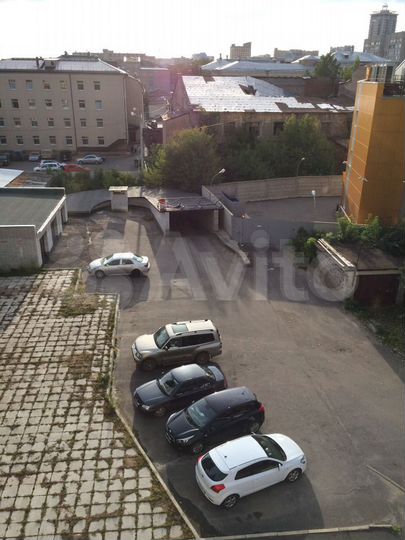 Машиноместо, 18 м²