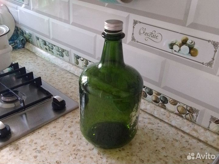 Стеклянные бутыли