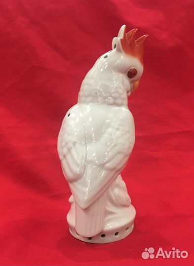 Статуэтка фарфоровая. Попугай. СССР