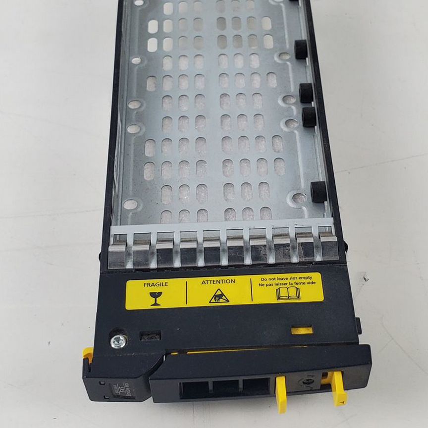 [710386-001] Корзина Для Hdd Для 3par Storeserv 710386-001