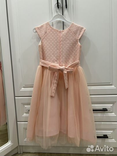 Нарядное платье для девочки на выпускной