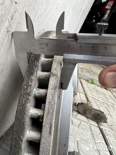 Диски тормозные передние Infiniti FX45