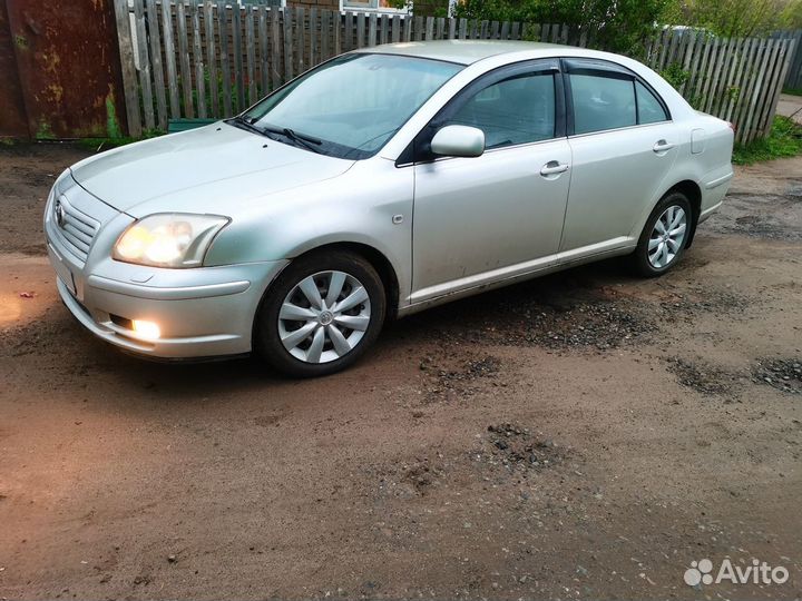 Toyota Avensis 2.0 МТ, 2004, 210 000 км