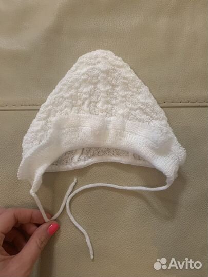 Шапочки на девочку до 1 года