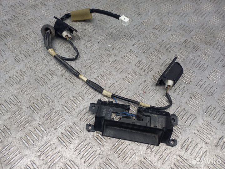 Кнопка открывания багажника Nissan X-Trail T31 2.0