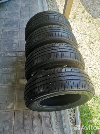 Michelin Energy XM2+ 215/65 R16