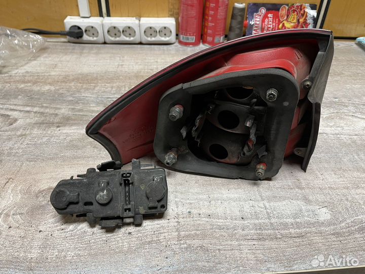 Фонарь задний правый ауди A6 (C5)