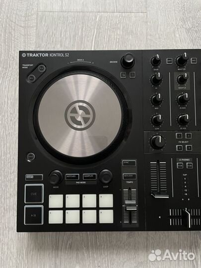 Dj-контроллер NI traktor kontrol S2 MK3