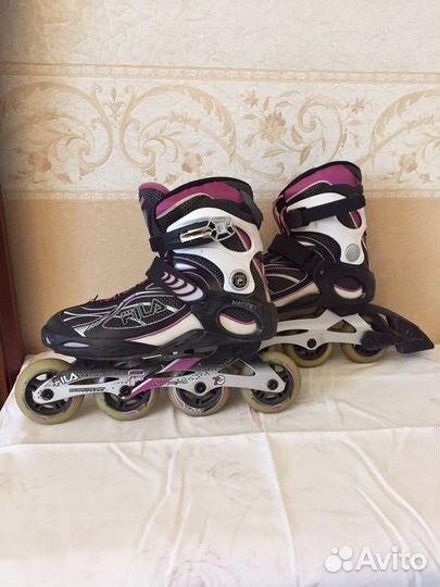 Женские ролики 