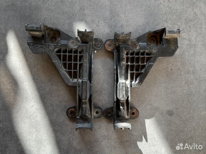 Крепление заднего бампера audi a6/100 c4