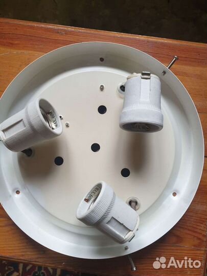 Светильник потолочный